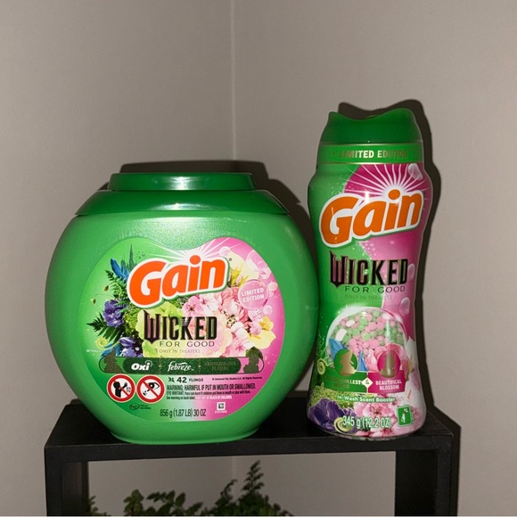 Limited Edition WICKED Gain Laundry Detergent Pods & Scent Beads - Picture 12 of 13